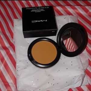▶ New Mac Studio Fix Powder + Foundation NC45 ◀